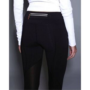 LULULEMON ATHLETICA Inspire Crop II 'Block It Pocket' Size 8